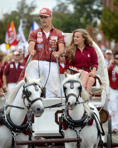 Sooner Schooner at the 2015 Homecoming Parade.